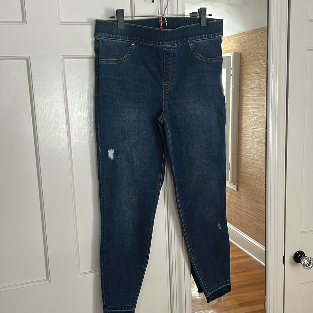 Spanx women’s size XL. JEAN LEGGINGS. Barely worn.
